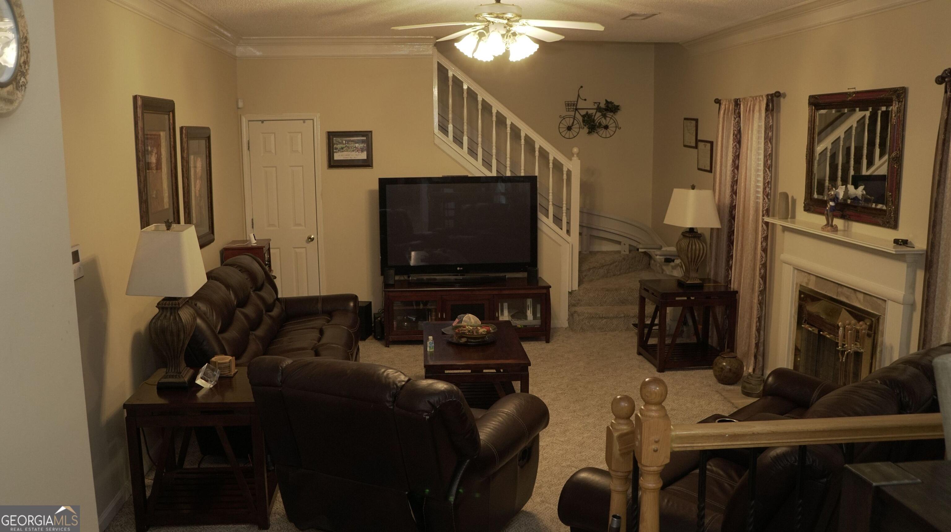 Photo #10