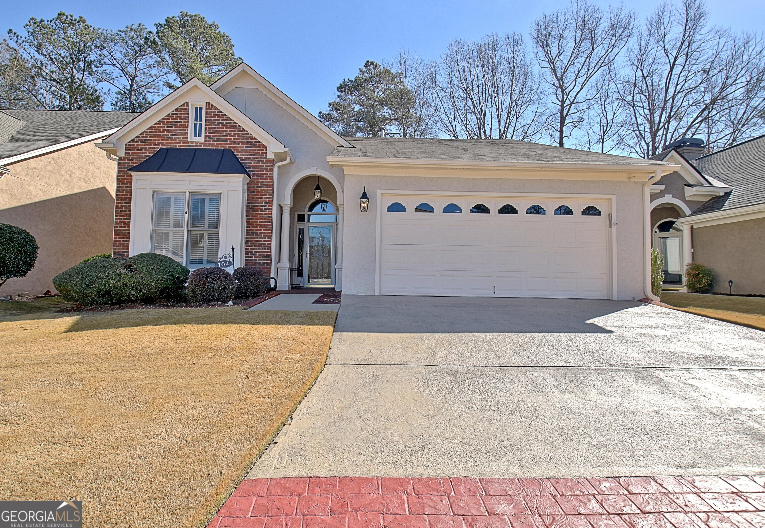 Photo one of 104 Masters N Dr Peachtree City GA 30269 | MLS 10442636G