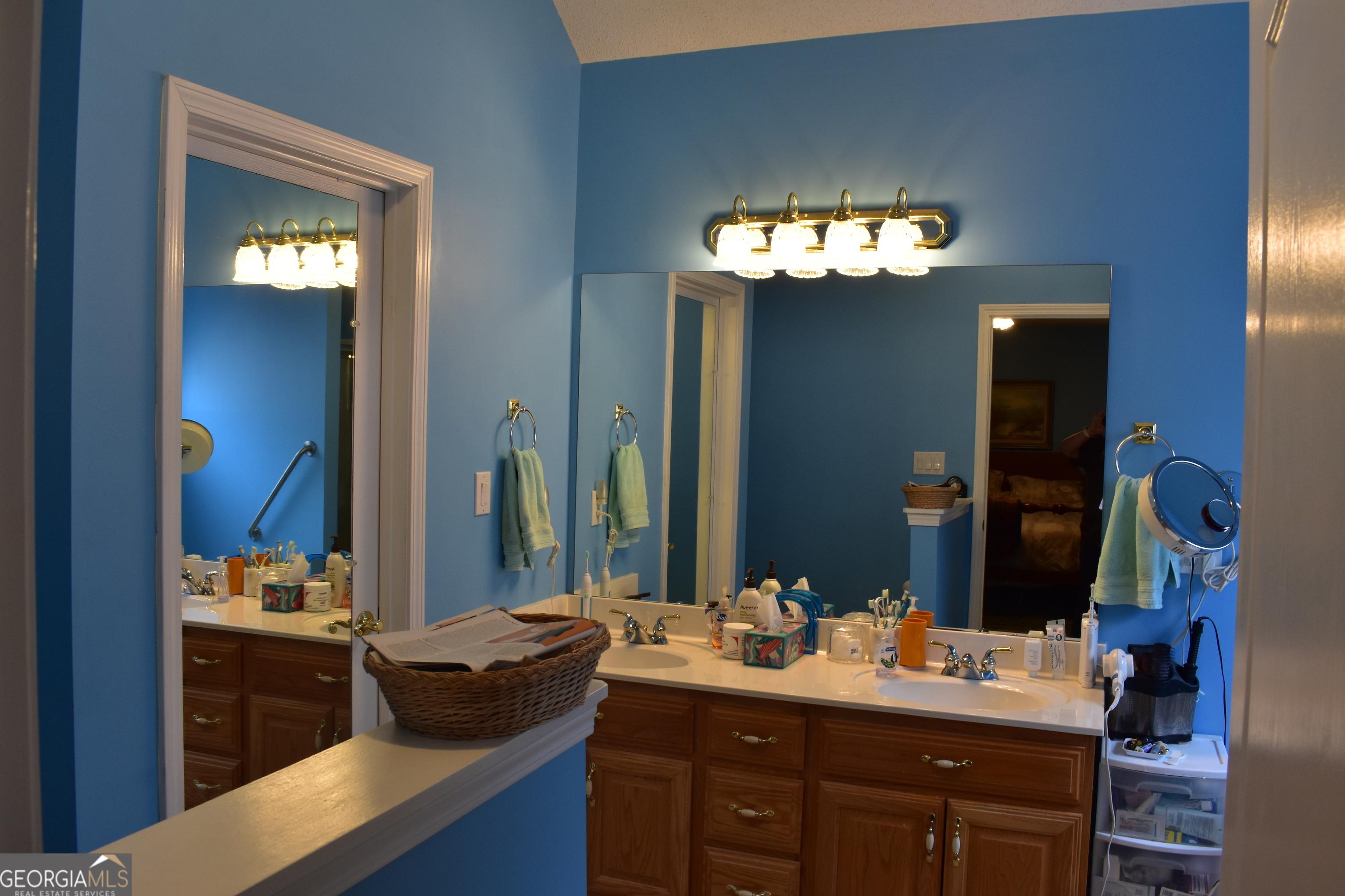 Photo #28