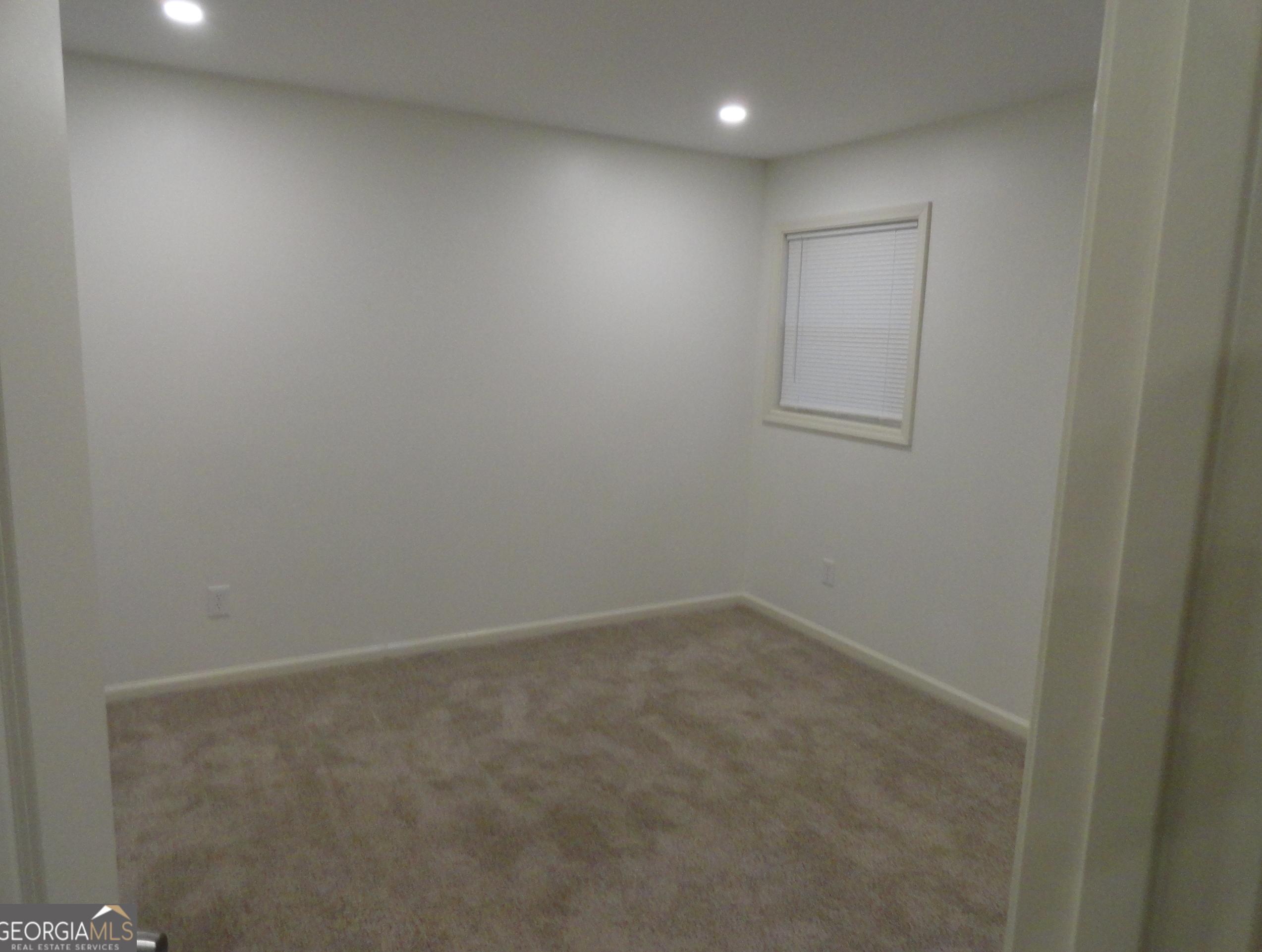 Photo #4