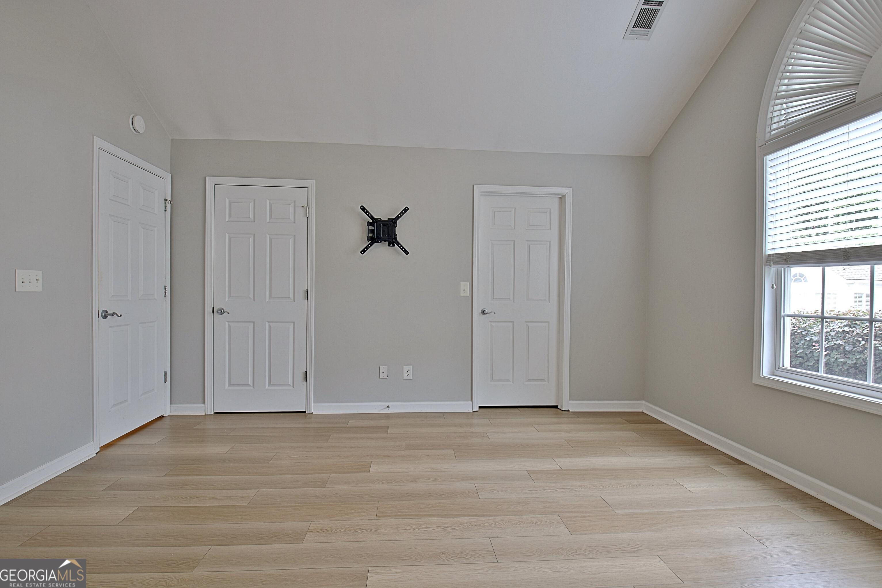 Photo #45