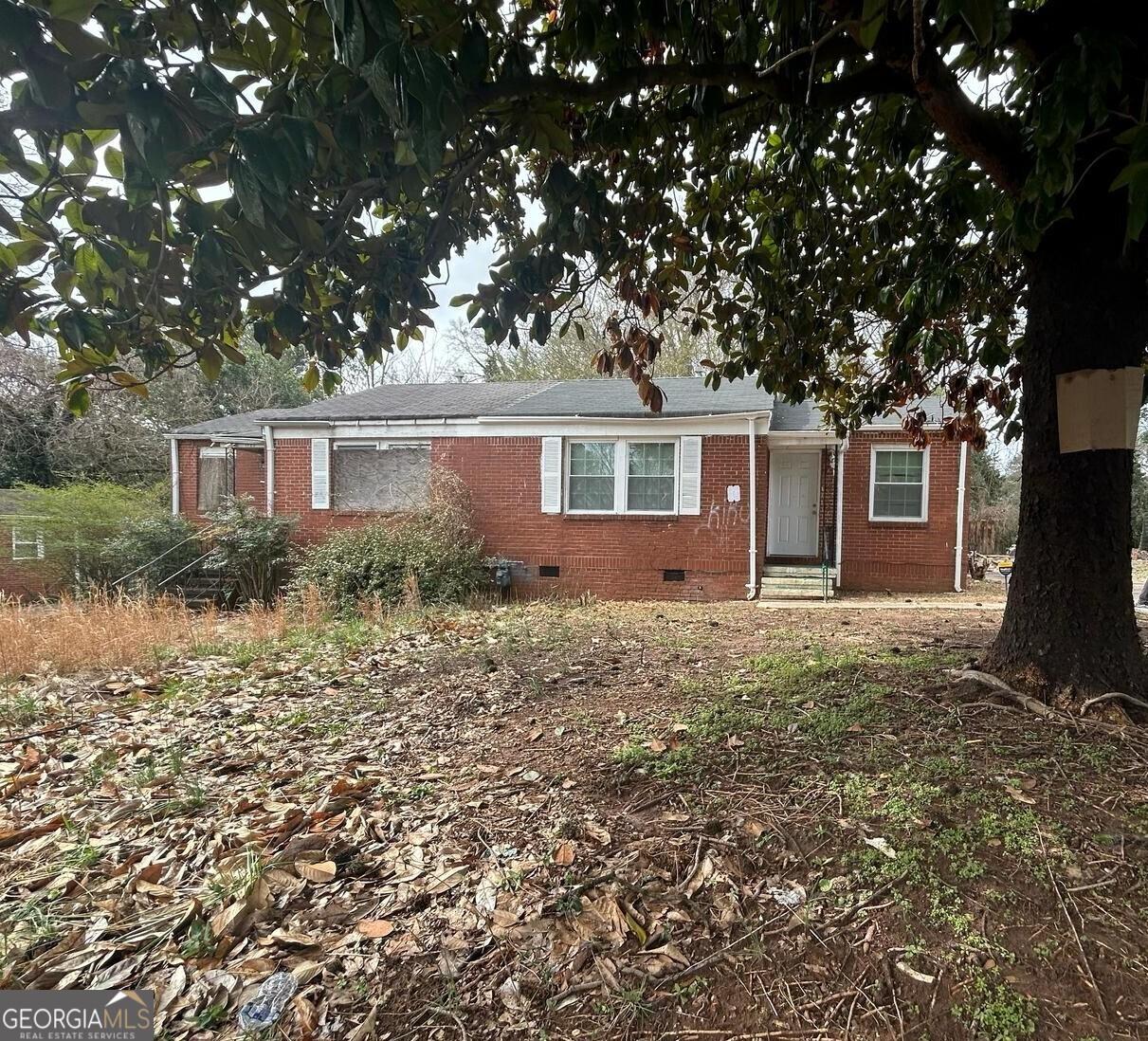 Photo one of 1721 Lisbon Sw Dr Atlanta GA 30310 | MLS 10464990G