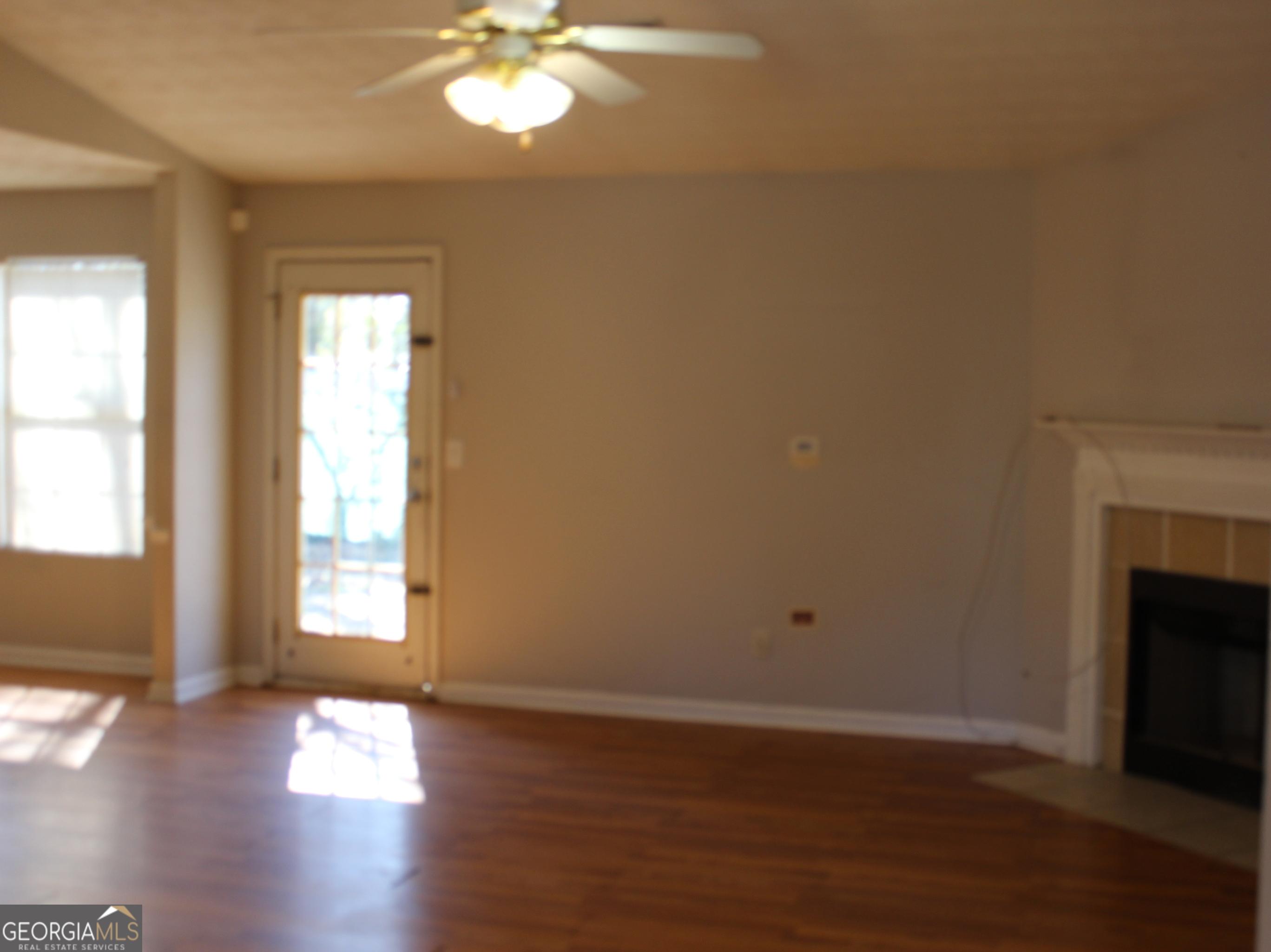Photo #4