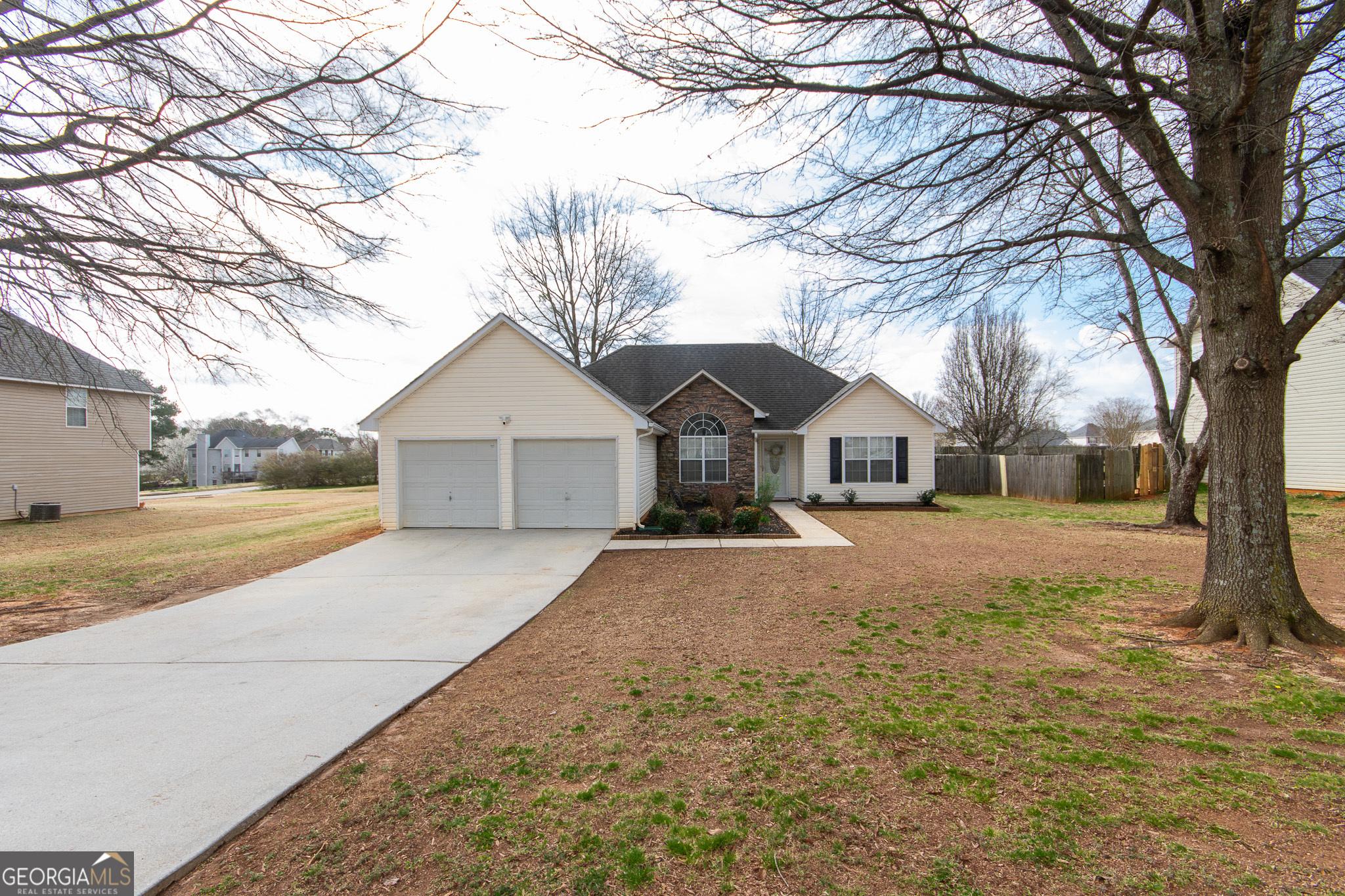 Photo one of 1632 Zacharys Way Mcdonough GA 30253 | MLS 10472584G