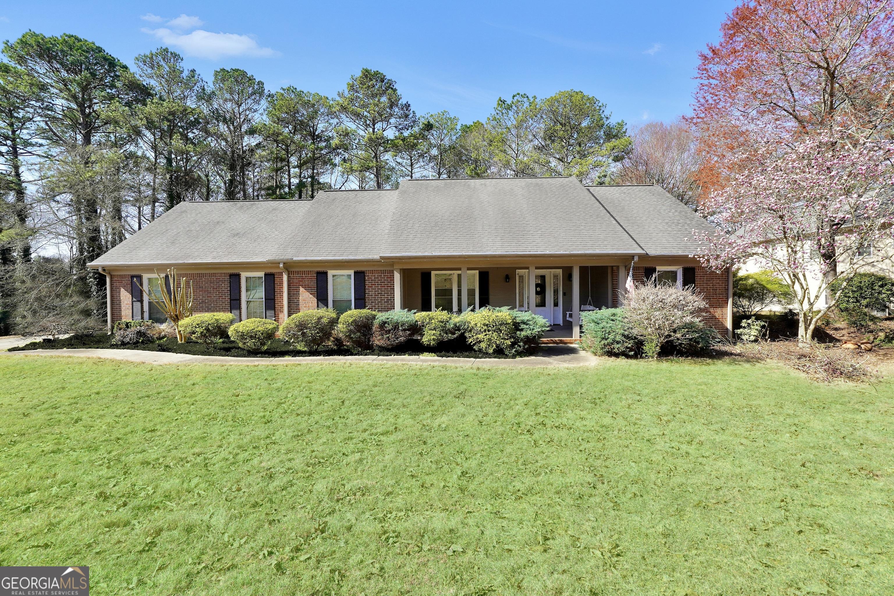 Photo one of 3075 Wood Valley Dr Mcdonough GA 30253 | MLS 10475628G