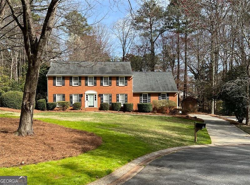 Photo one of 1121 Valley Ridge Marietta GA 30067 | MLS 10476354G