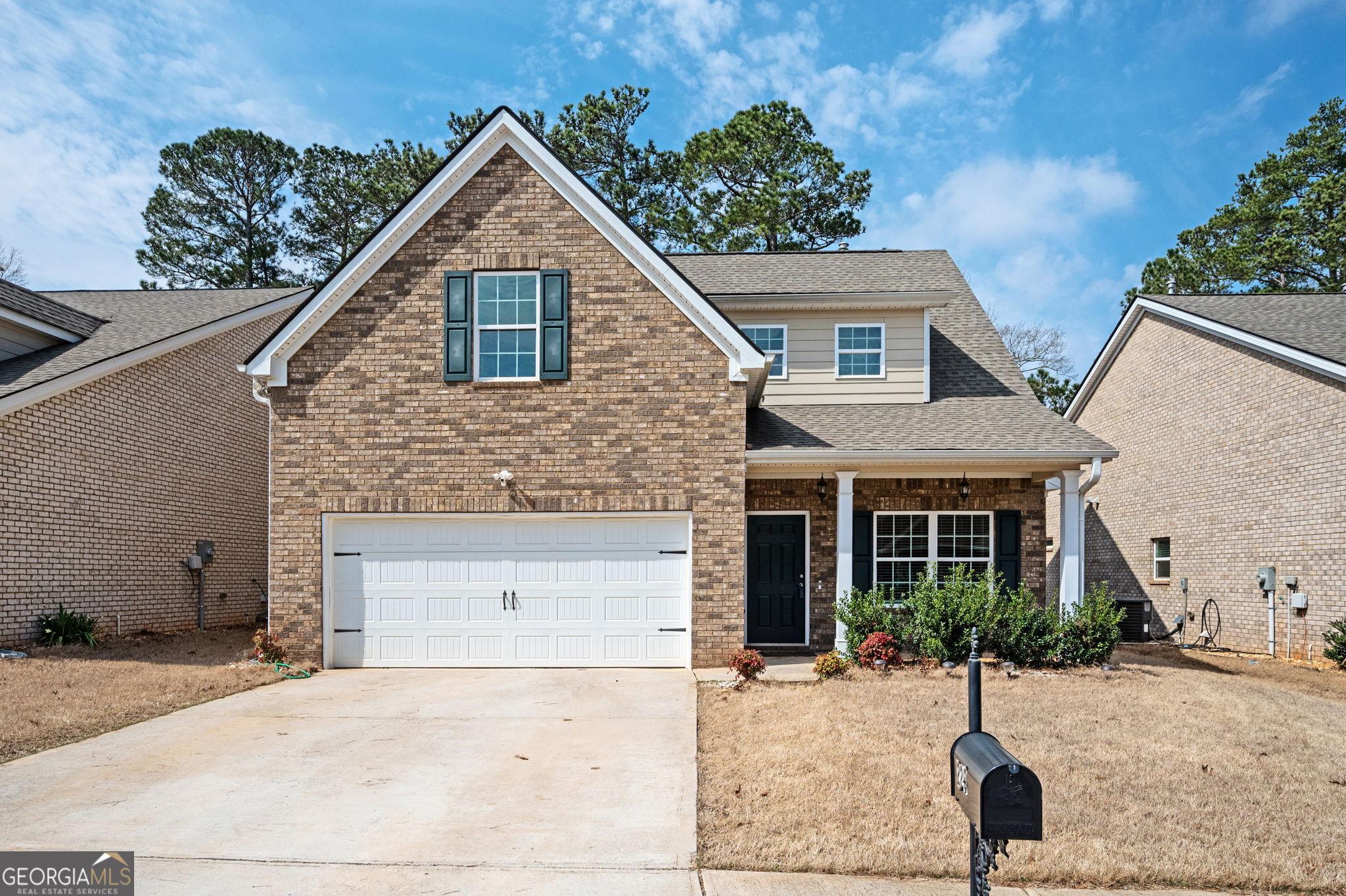 Photo one of 220 Long Dr Mcdonough GA 30253 | MLS 10476954G