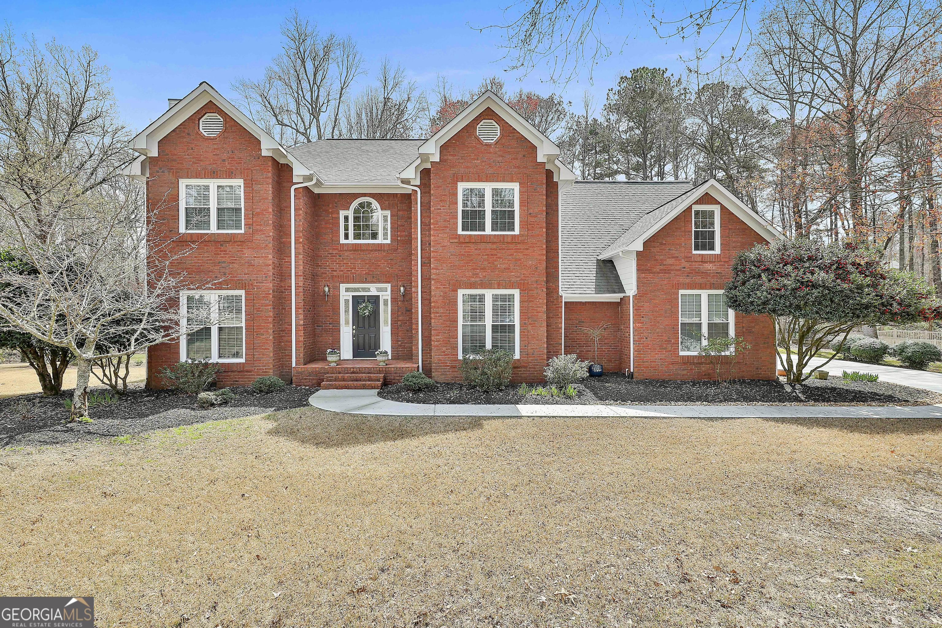 Photo one of 208 Pinnacle Ct Peachtree City GA 30269 | MLS 10482190G