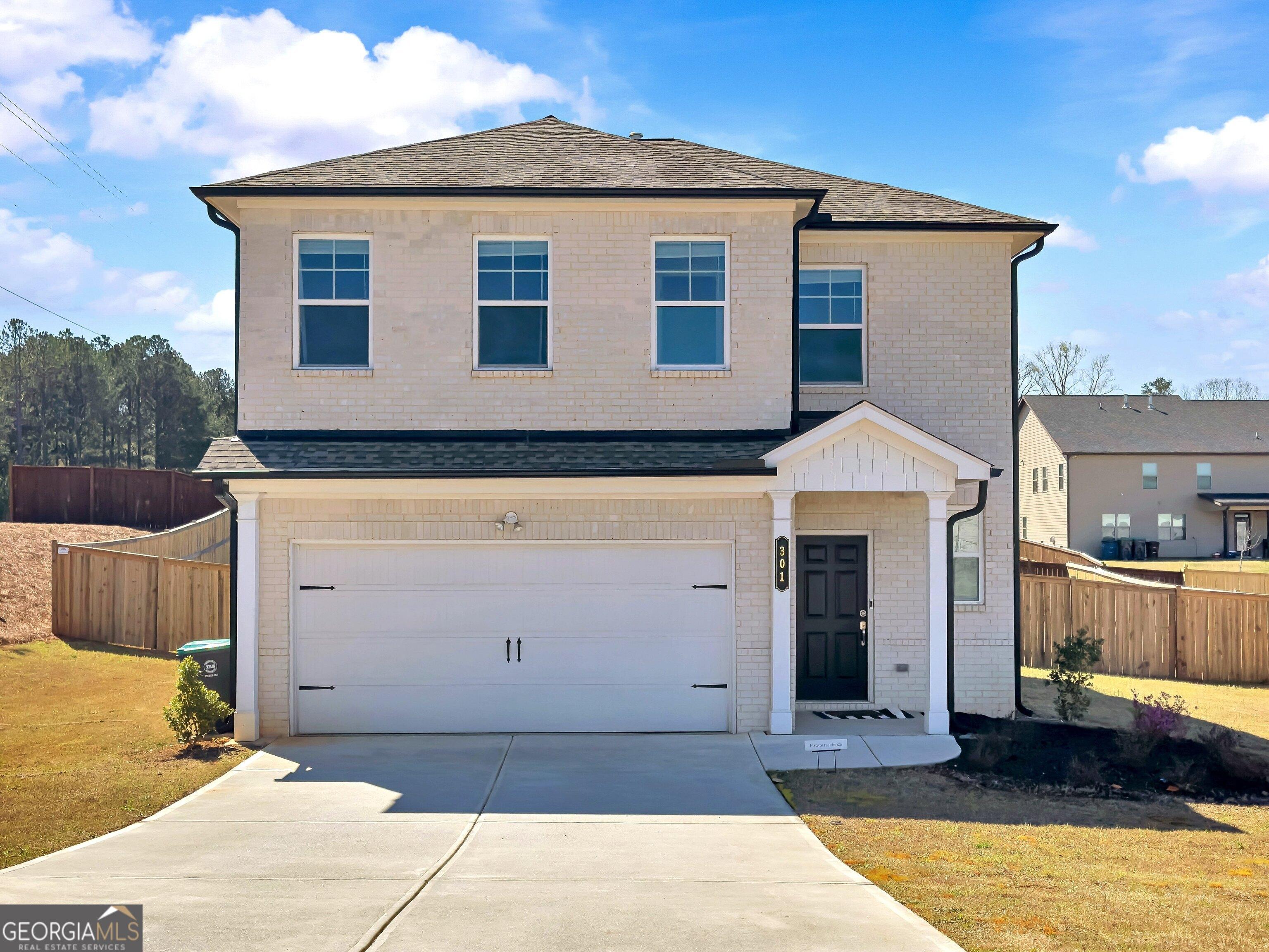 Photo one of 301 Amsterdam Way Hampton GA 30228 | MLS 10482931G