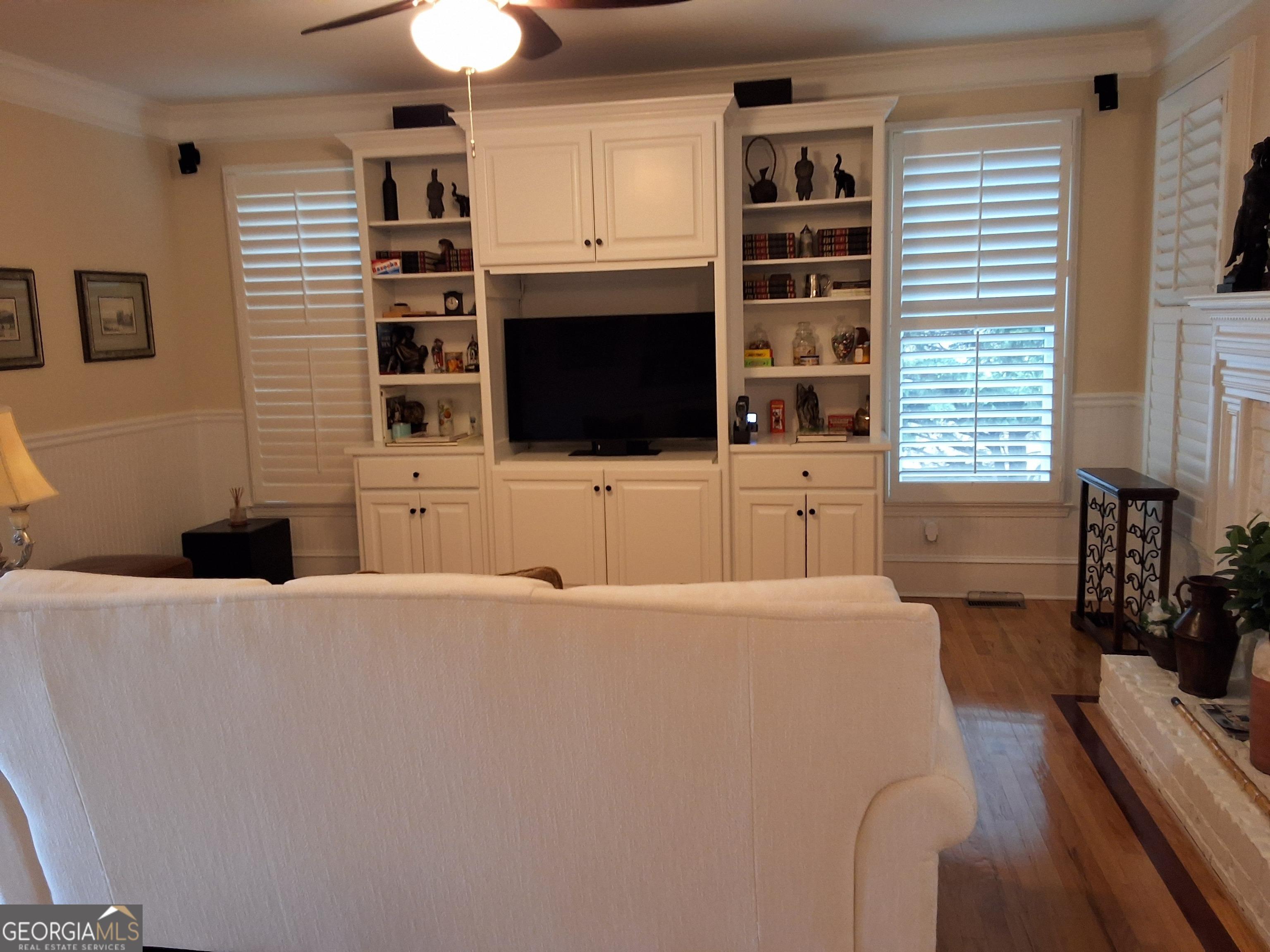 Photo #9