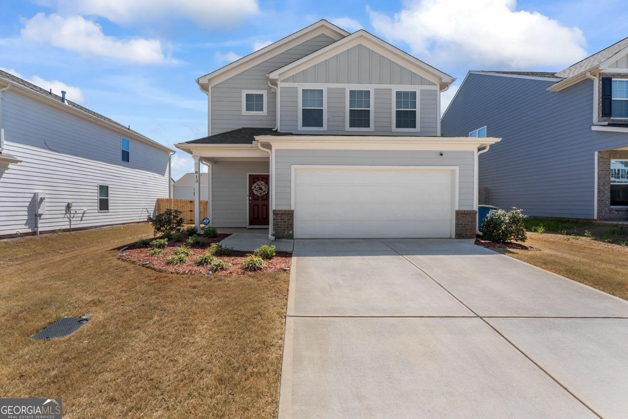 Photo one of 813 Royal Red Ct Mcdonough GA 30253 | MLS 10489543G