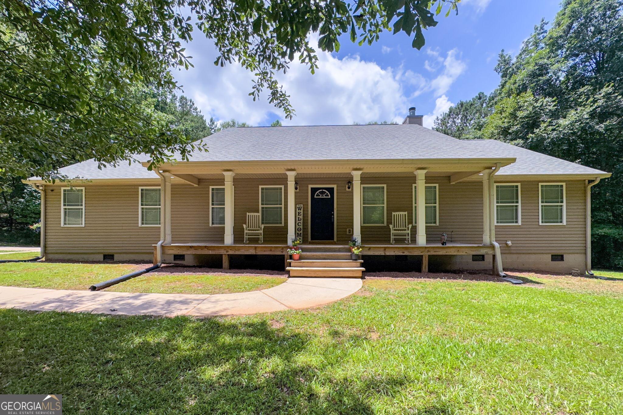 Photo one of 575 Chuli Rd Locust Grove GA 30248 | MLS 10491044G
