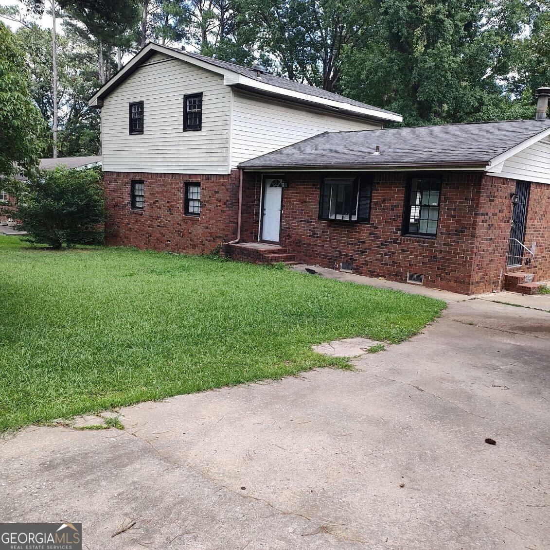 Photo one of 1217 Dove Ct Morrow GA 30260 | MLS 10492574G