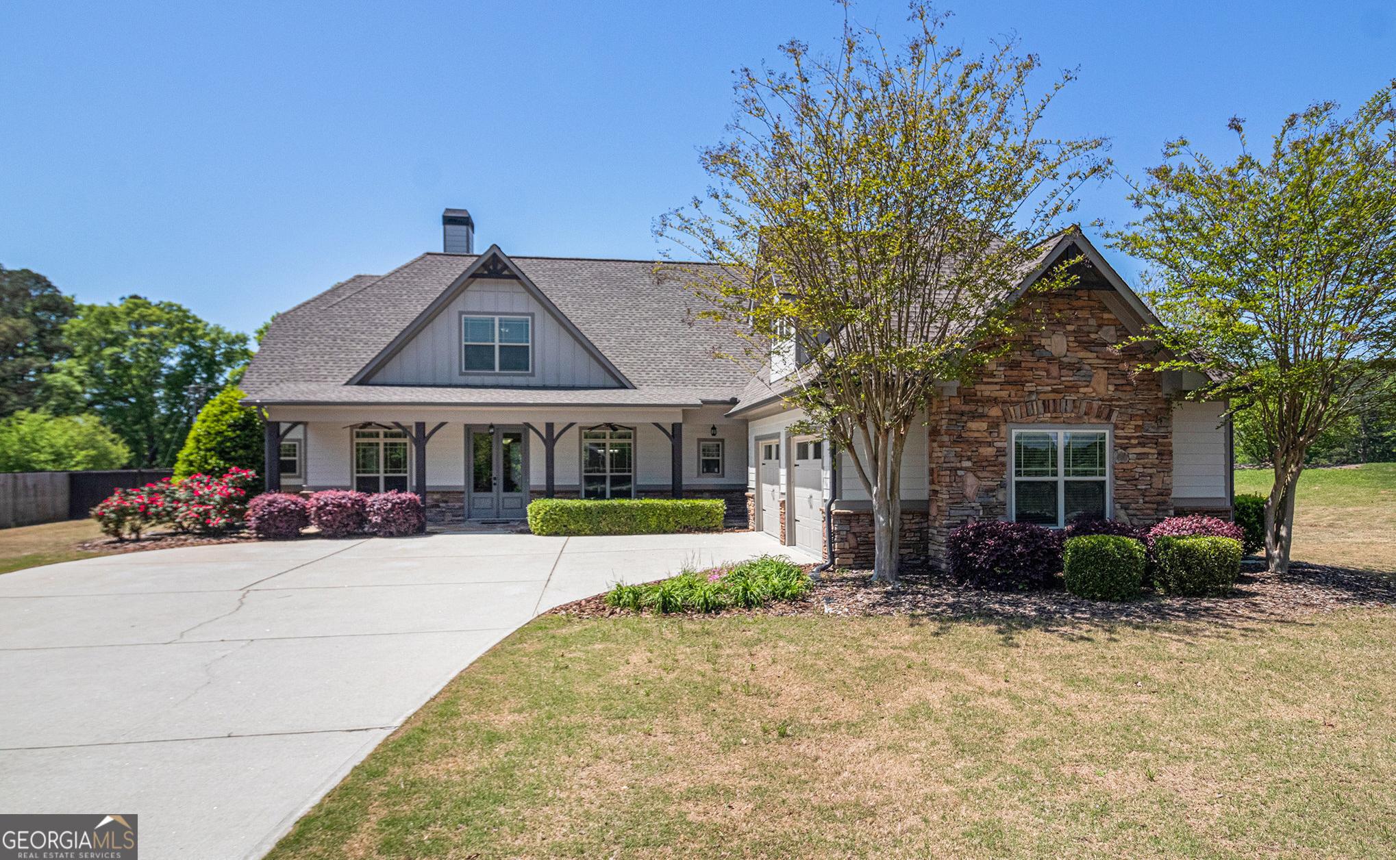 Photo one of 1 Red Oak Trl Sharpsburg GA 30277 | MLS 10494245G