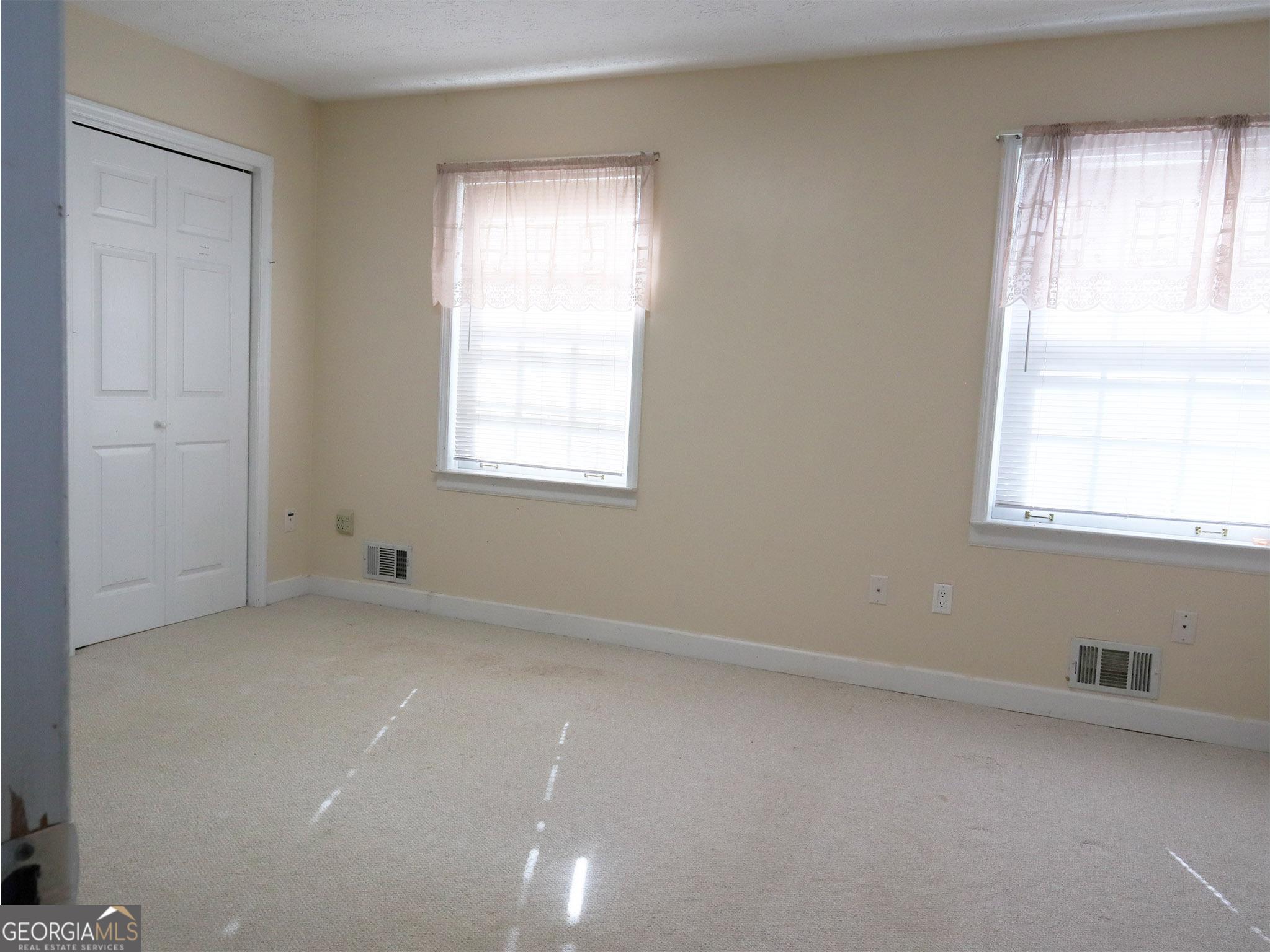 Photo #15