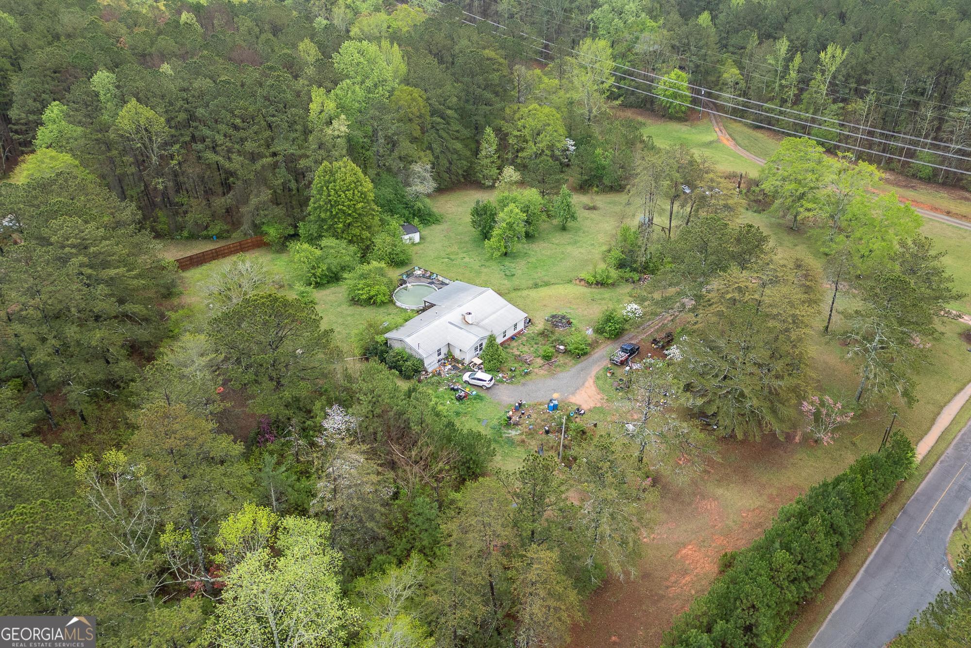 Photo one of 24 Shiloh Church Rd Carrollton GA 30116 | MLS 10500896G