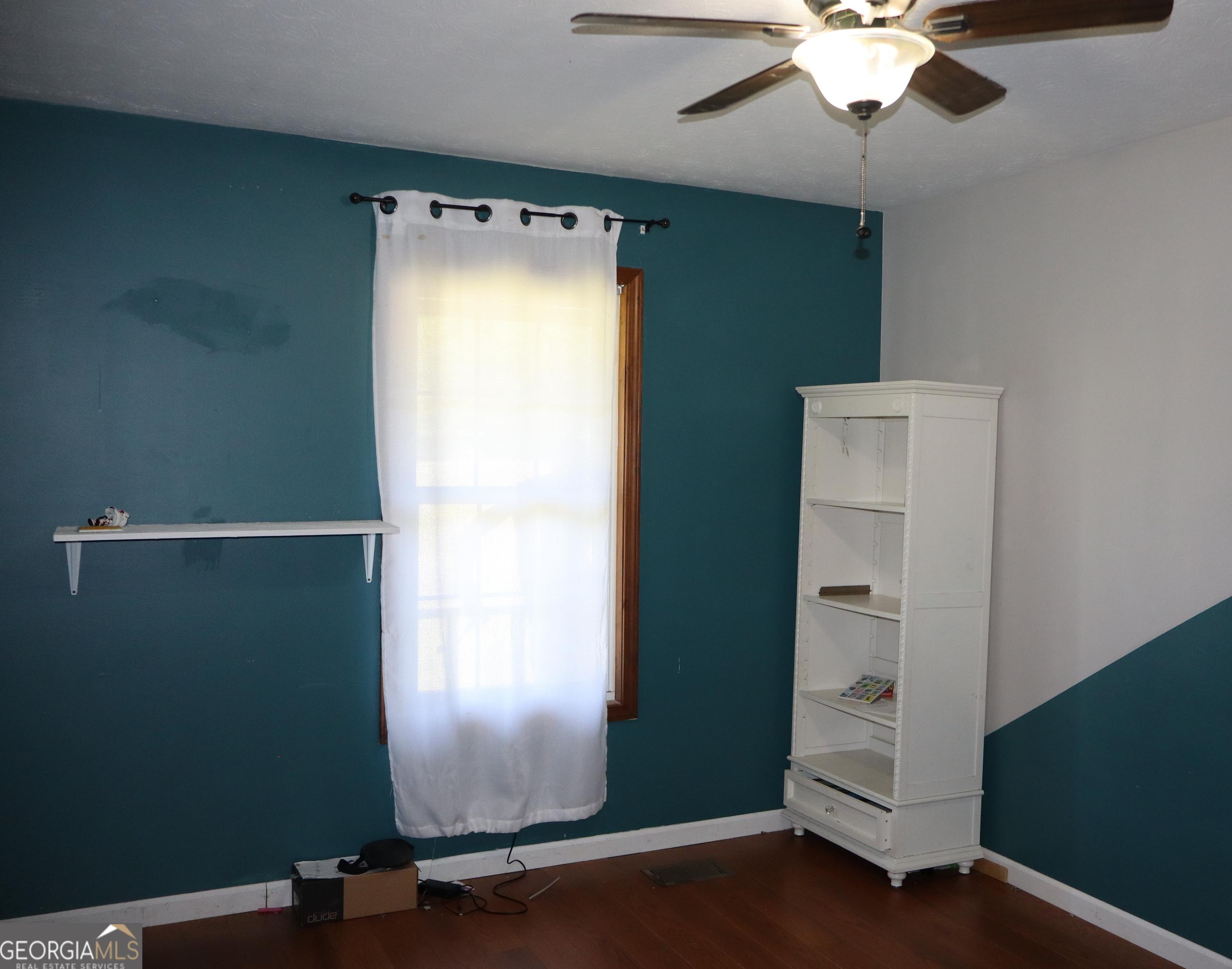 Photo #33