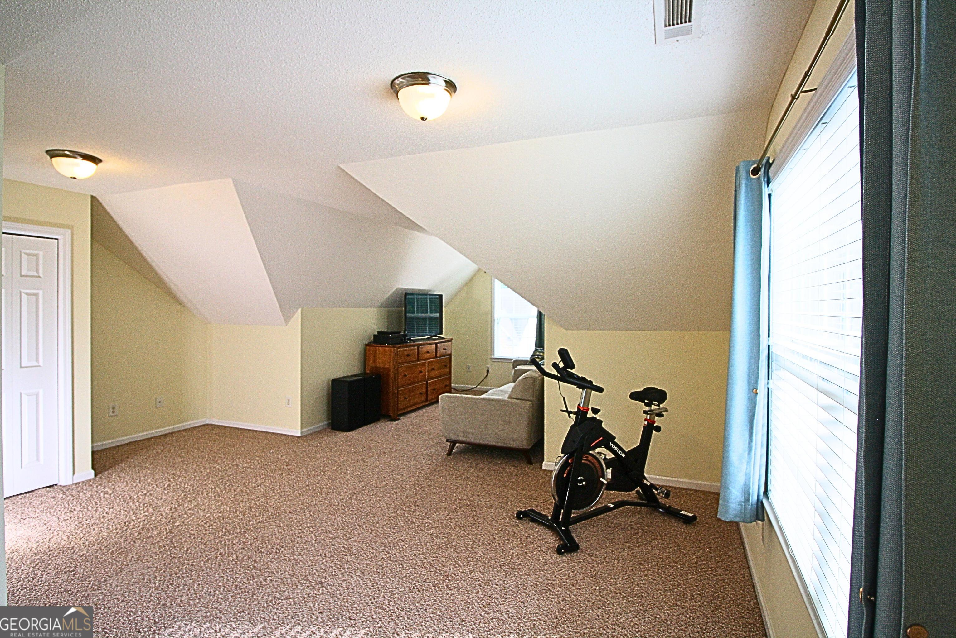 Photo #33