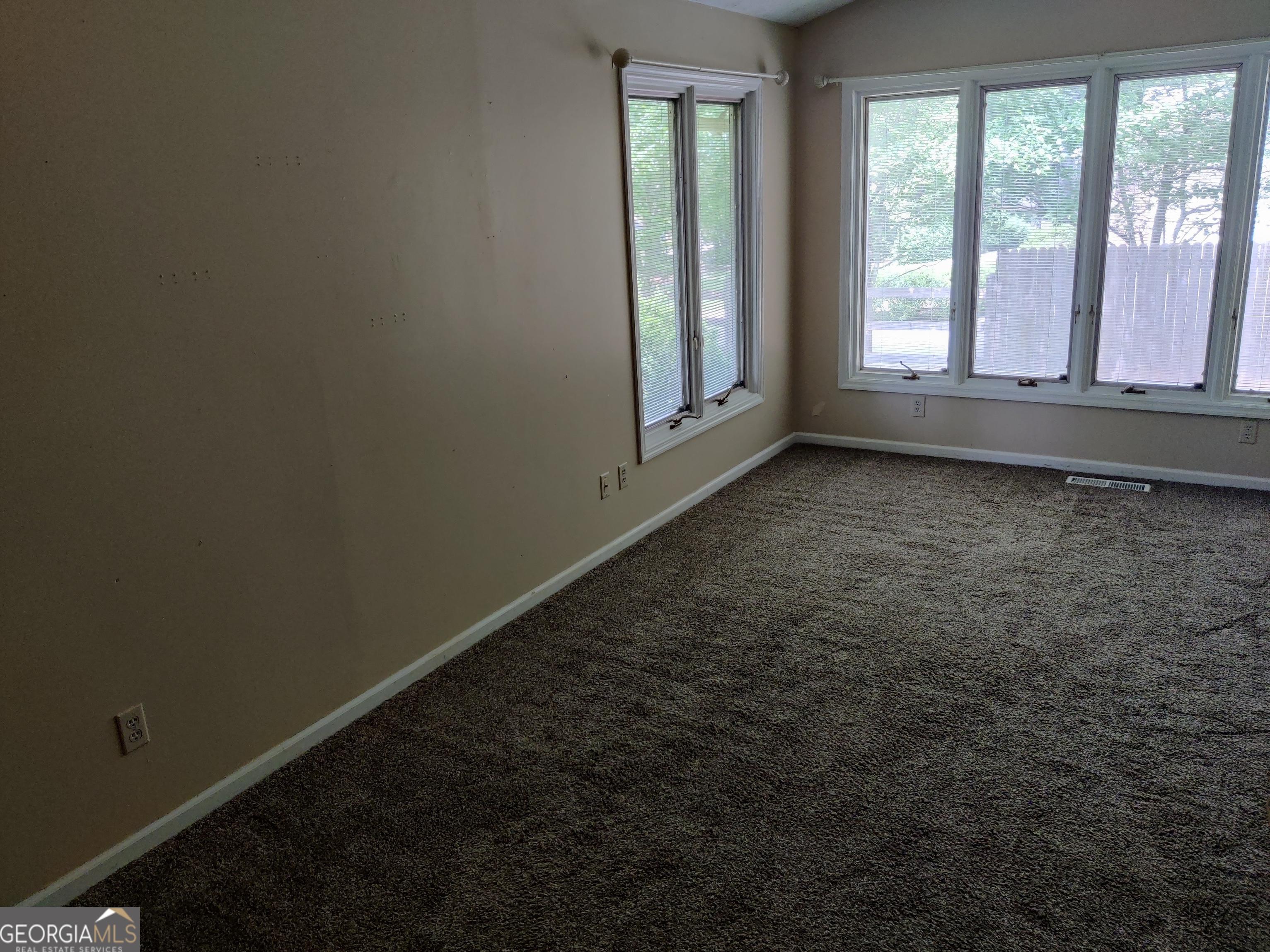 Photo #32