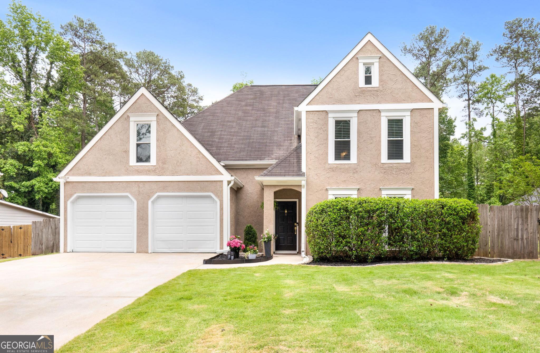 Photo one of 150 Rockspray Rdg Peachtree City GA 30269 | MLS 10513618G