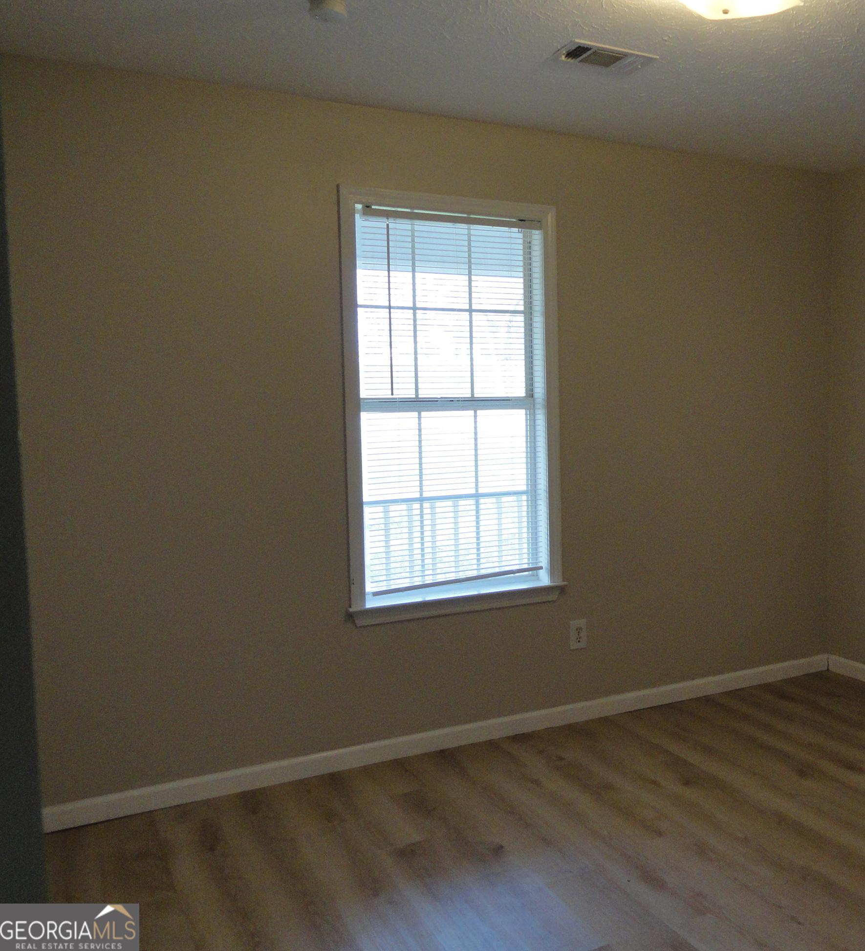 Photo #12