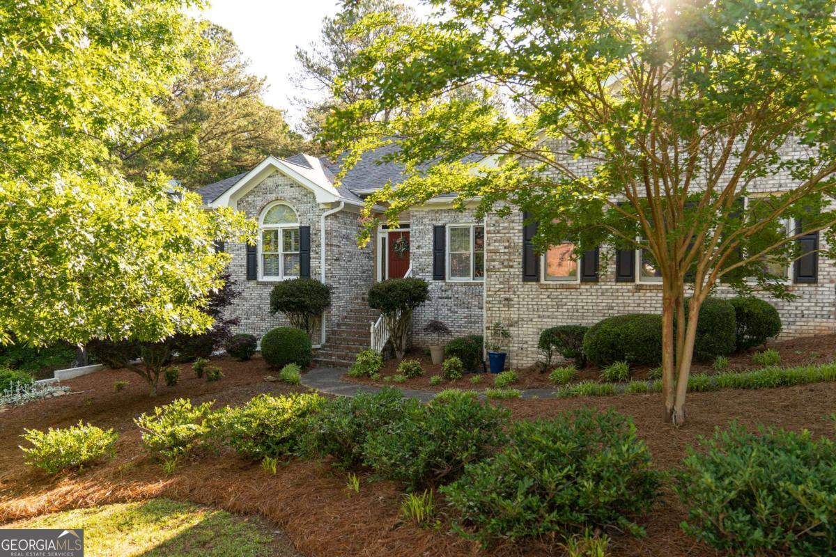 Photo one of 17 Hampton Way Carrollton GA 30116 | MLS 10515932G