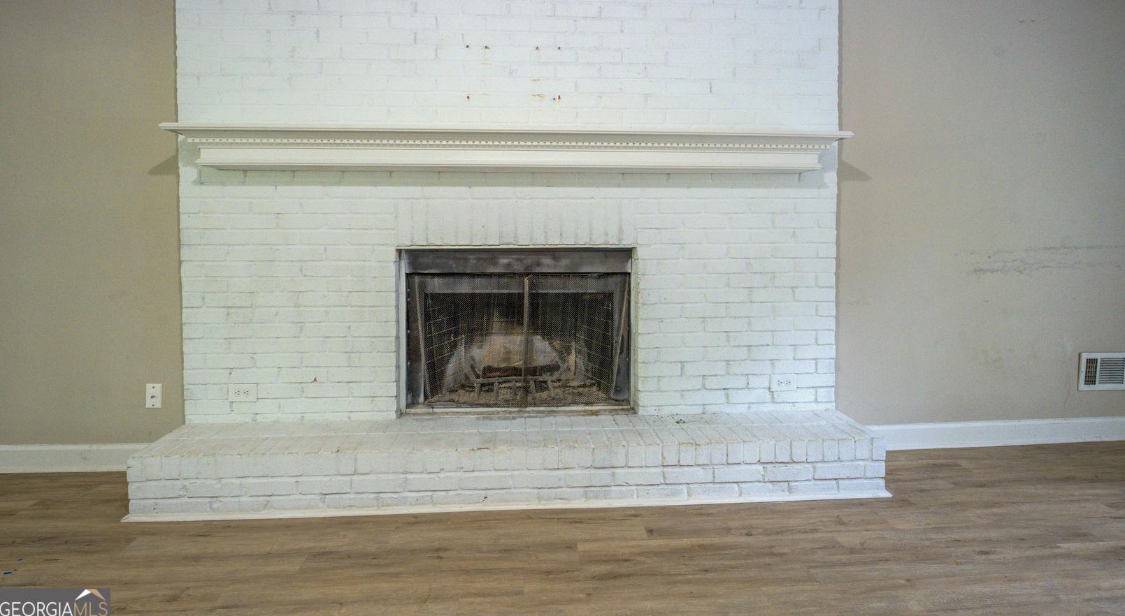 Photo #8