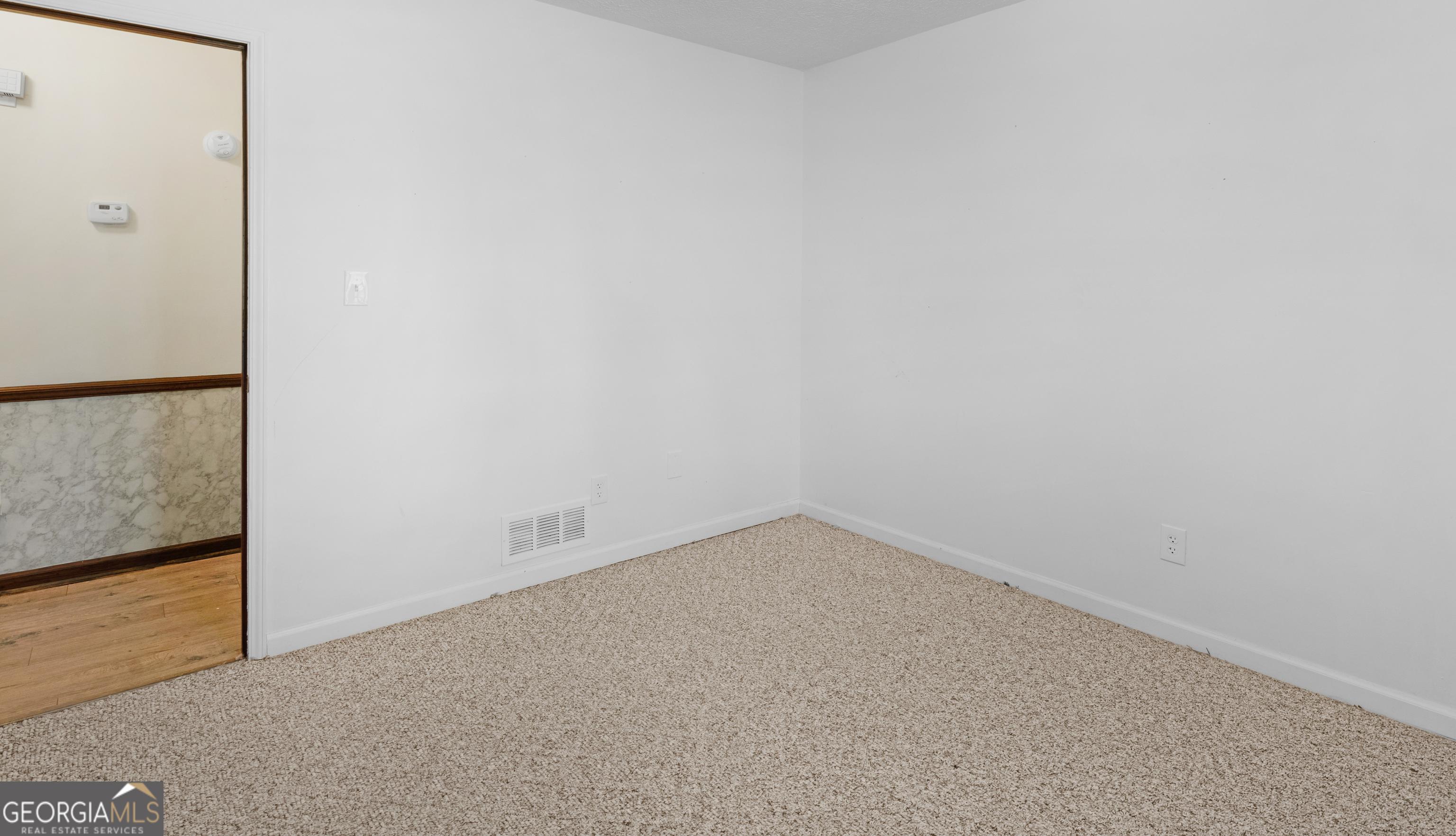 Photo #19