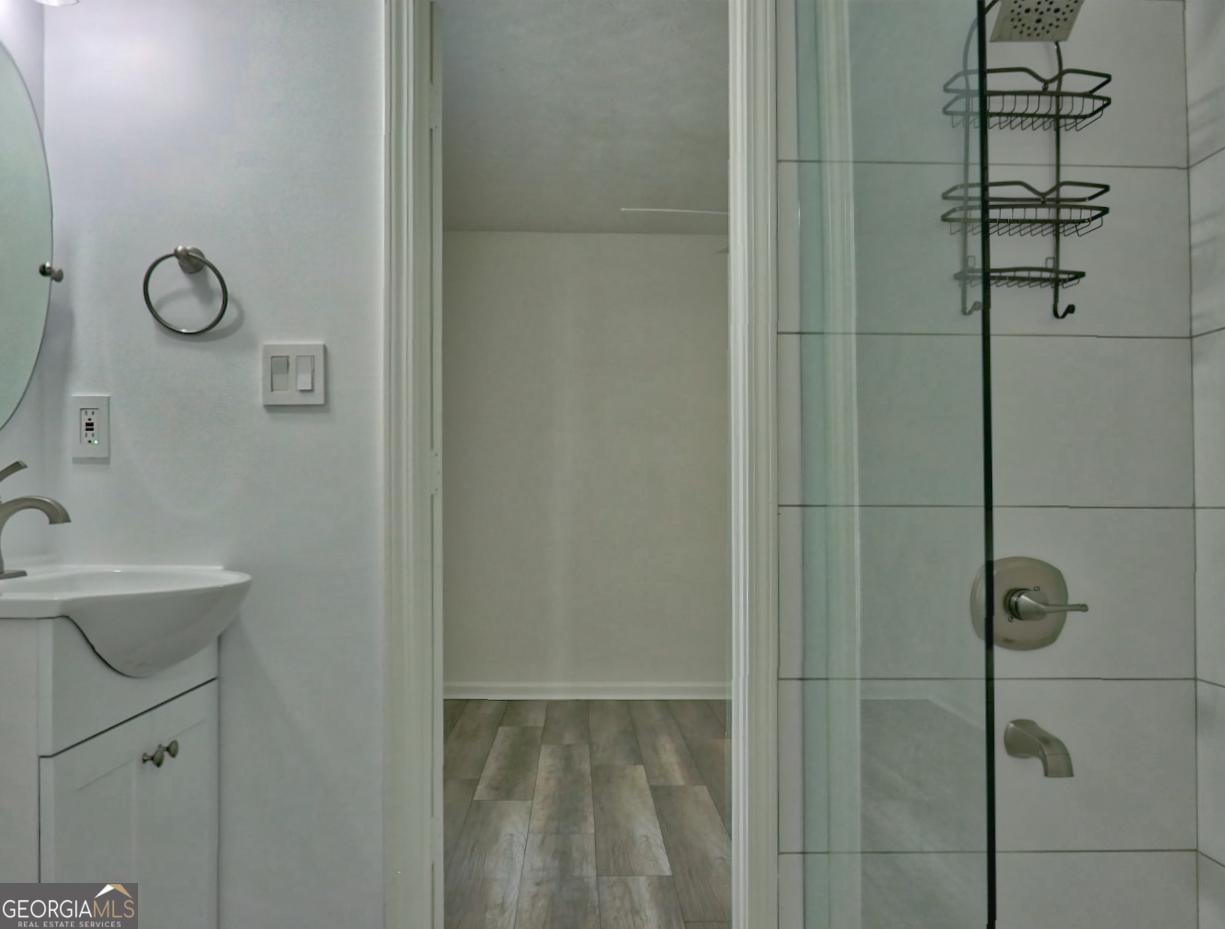 Photo #16