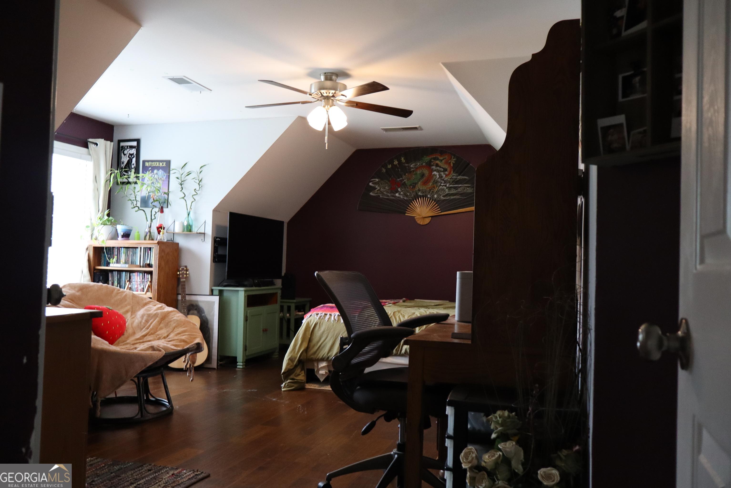 Photo #32