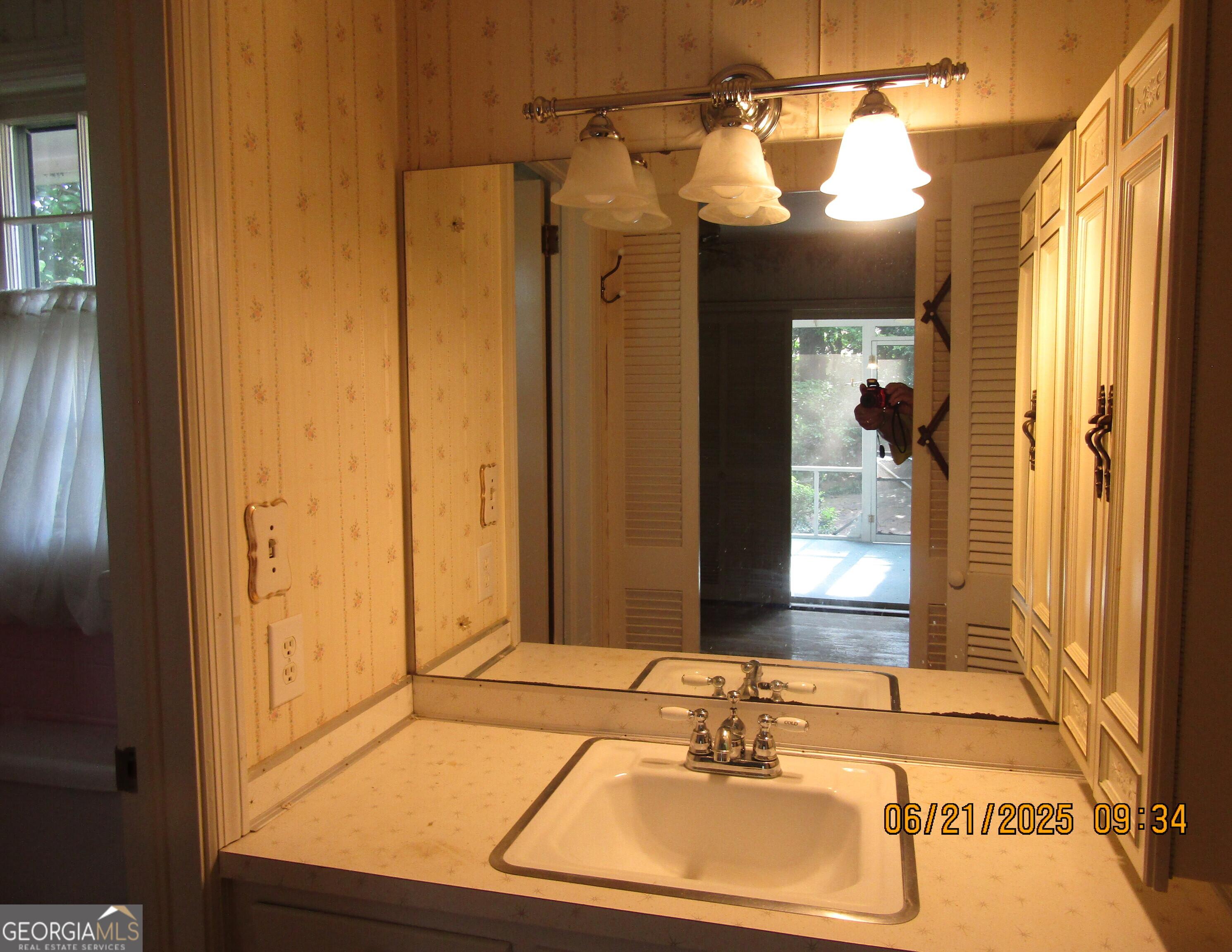 Photo #24