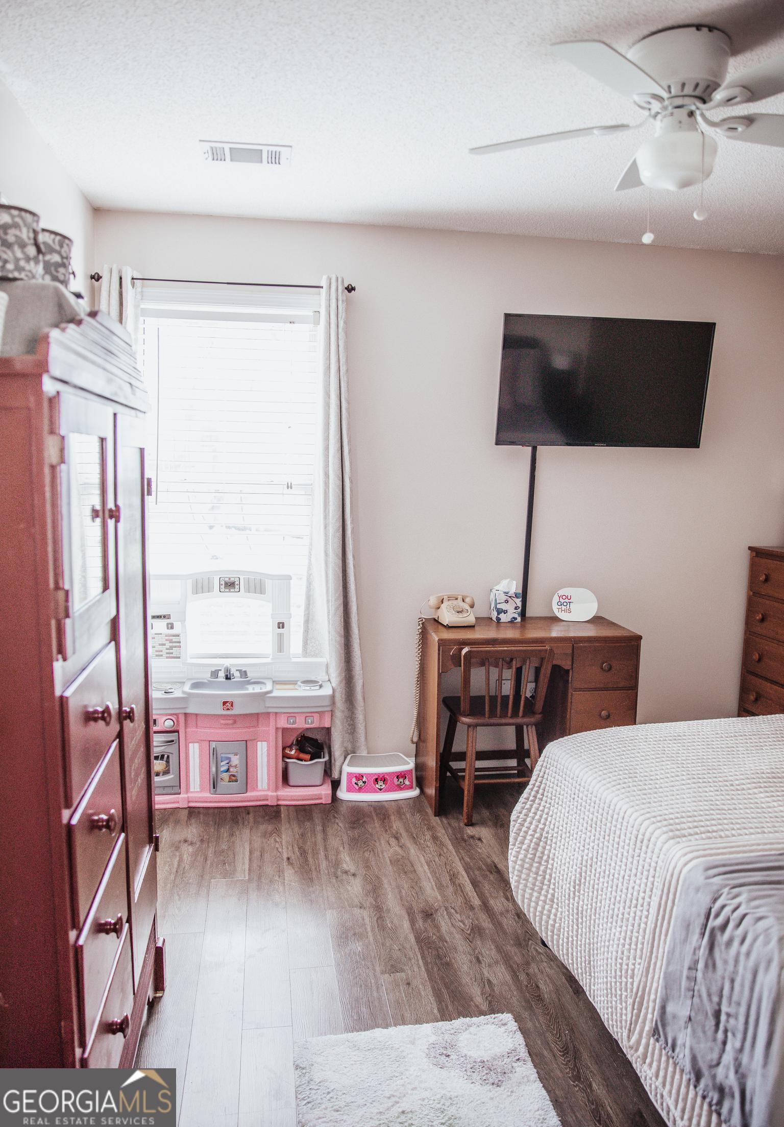 Photo #33