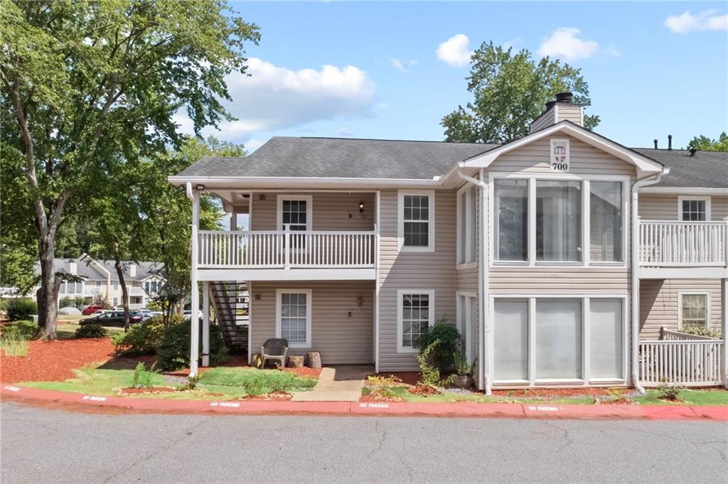 Photo one of 707 Augusta Se Dr Marietta GA 30067 | MLS 7412062F