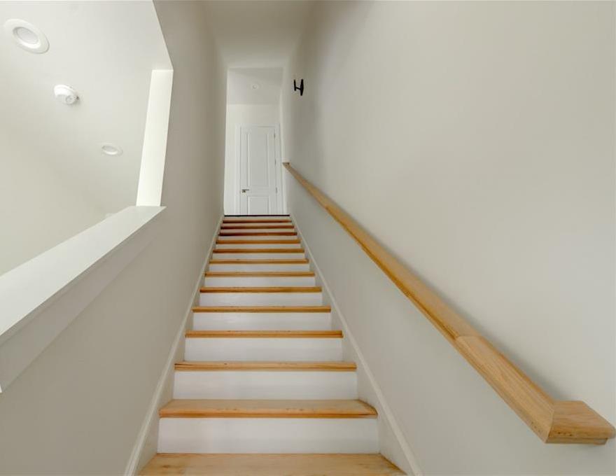 Photo #6