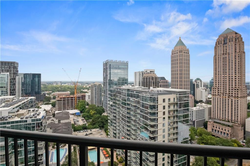 Photo one of 1080 Peachtree Ne St # 2512 Atlanta GA 30309 | MLS 7450268F