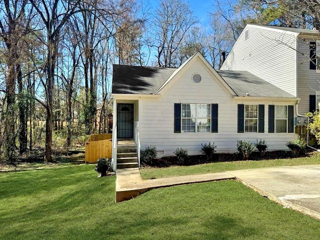 Photo one of 2035 Marbut Trce Lithonia GA 30058 | MLS 7480614F