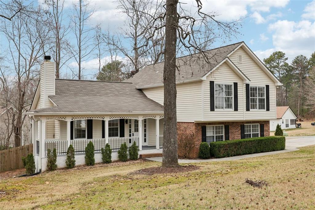 Photo one of 2965 Ivy Mill Dr Buford GA 30519 | MLS 7496306F