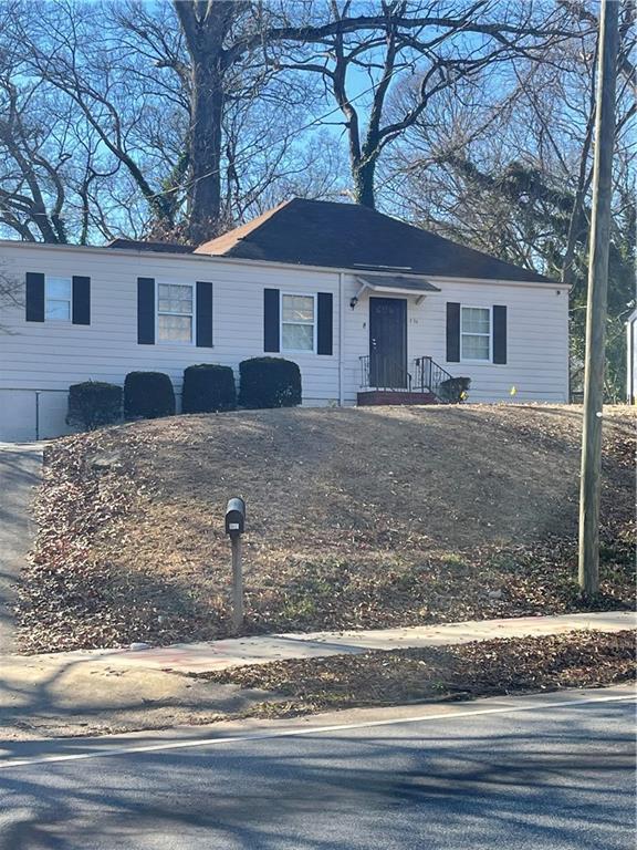 Photo one of 534 Hamilton E Holmes Dr Atlanta GA 30318 | MLS 7500354F
