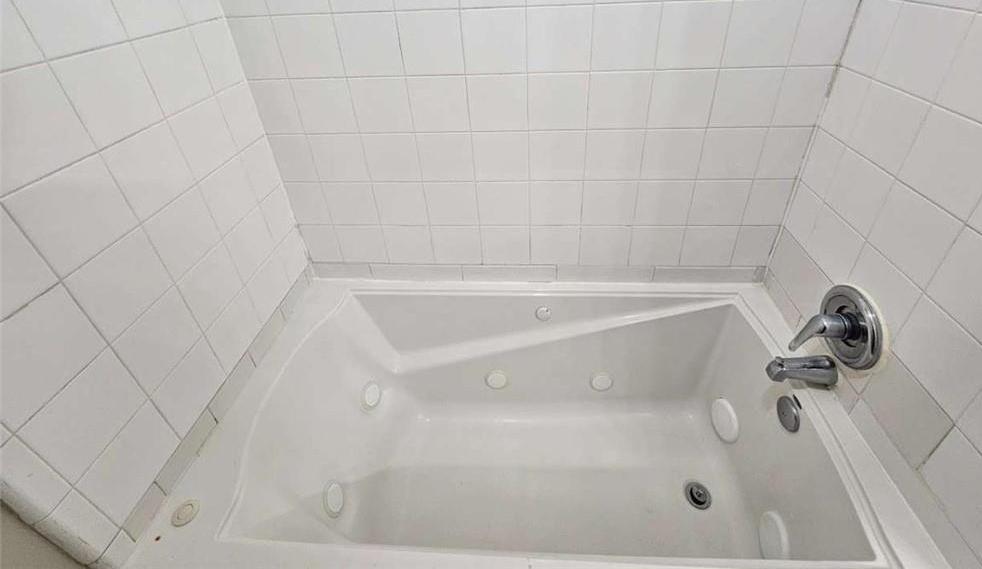 Photo #11
