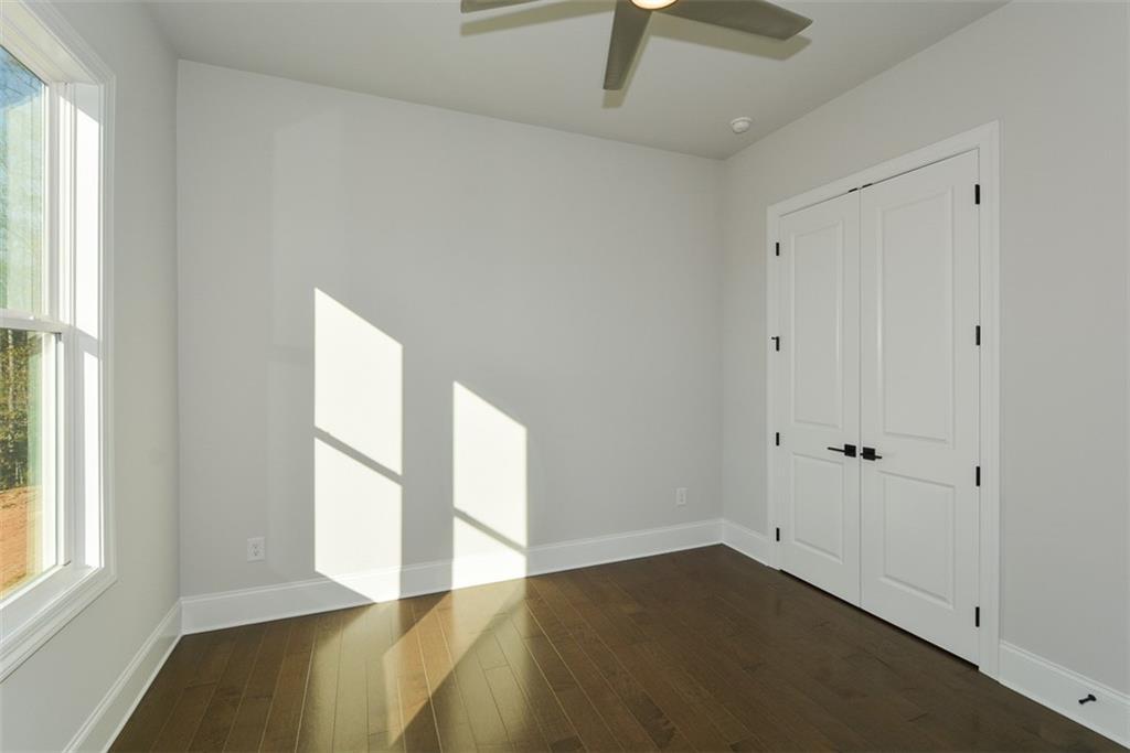 Photo #9
