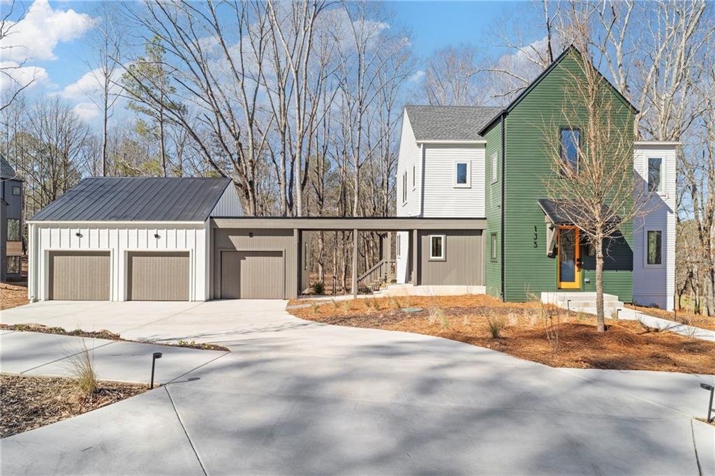 Photo one of 135 Cedarwood Ln Roswell GA 30075 | MLS 7508134F