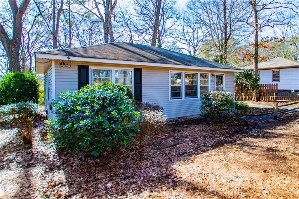 Photo one of 1991 Judy Se Cir Marietta GA 30060 | MLS 7509431F