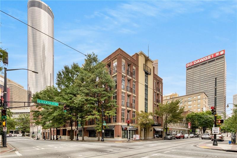 Photo one of 123 Luckie Nw St # 2210 Atlanta GA 30303 | MLS 7510363F