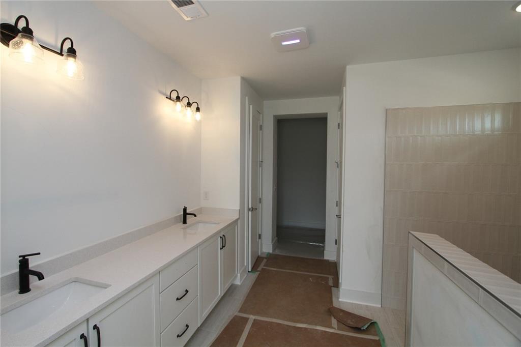 Photo #5