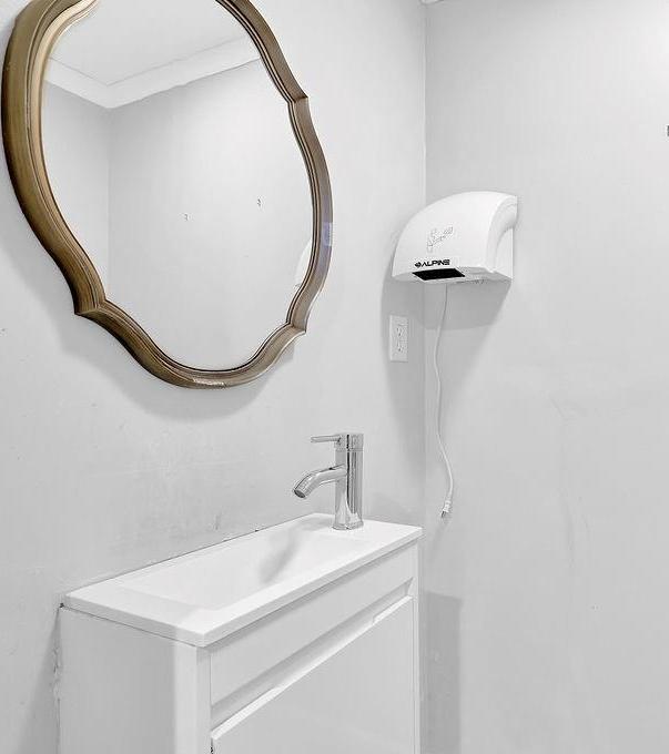 Photo #30