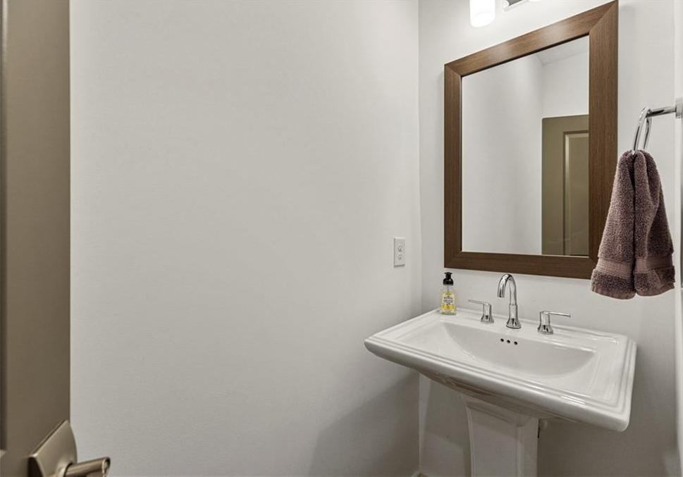 Photo #15