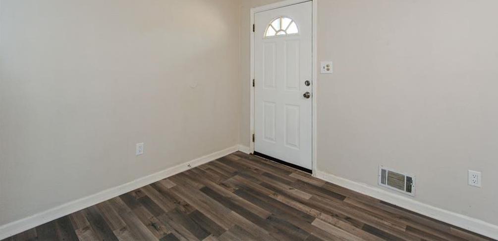 Photo #3