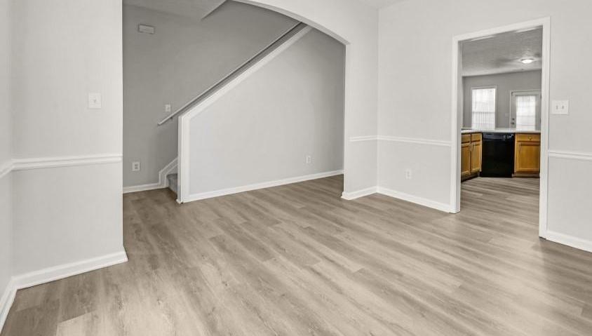 Photo #6