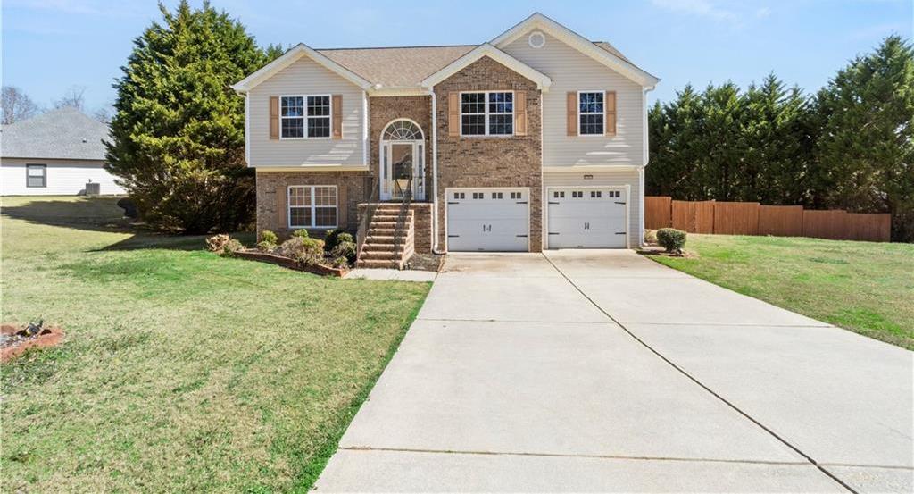 Photo one of 7235 Magnolia Ln Fairburn GA 30213 | MLS 7525693F