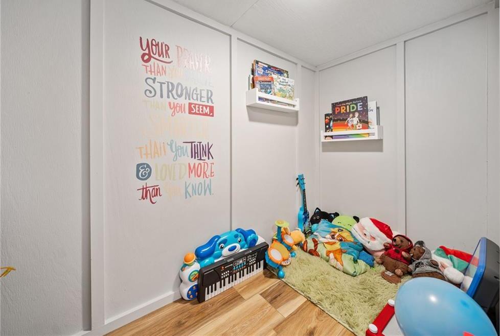 Photo #12